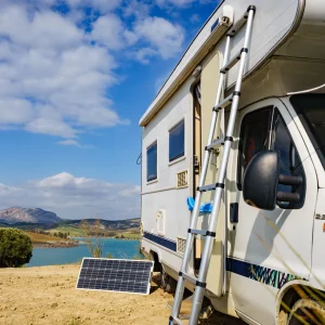 Switch Energy 200 Watt MaxPower MPPT Folding Solar Panel Kit
