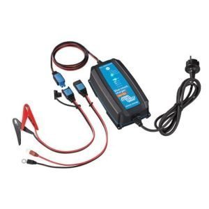 IP22 Blue Smart Charger 12/30(3) 120V NEMA 5-15