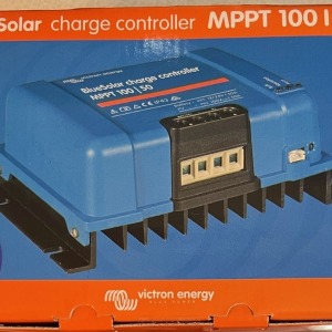 Victron BlueSolar MPPT 100/50 Charge Controller
