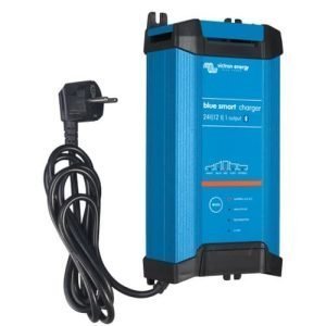 IP65 Blue Smart Charger 12/10(1) 120V NEMA 1-15P