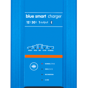 IP22 Blue Smart Charger 12/30(1) 120V NEMA 5-15